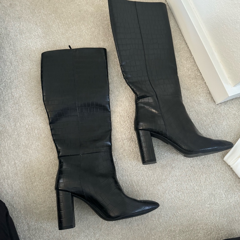 HM crocodile boots